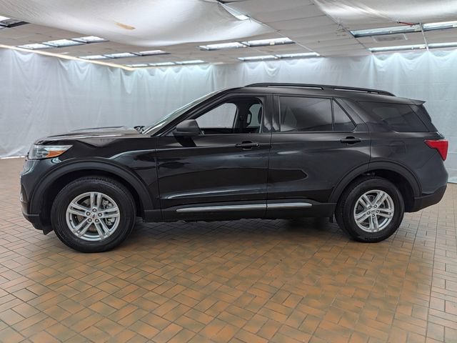 Certified 2023 Ford Explorer XLT w/ Class IV Trailer Tow Package AWD/4WD image 3