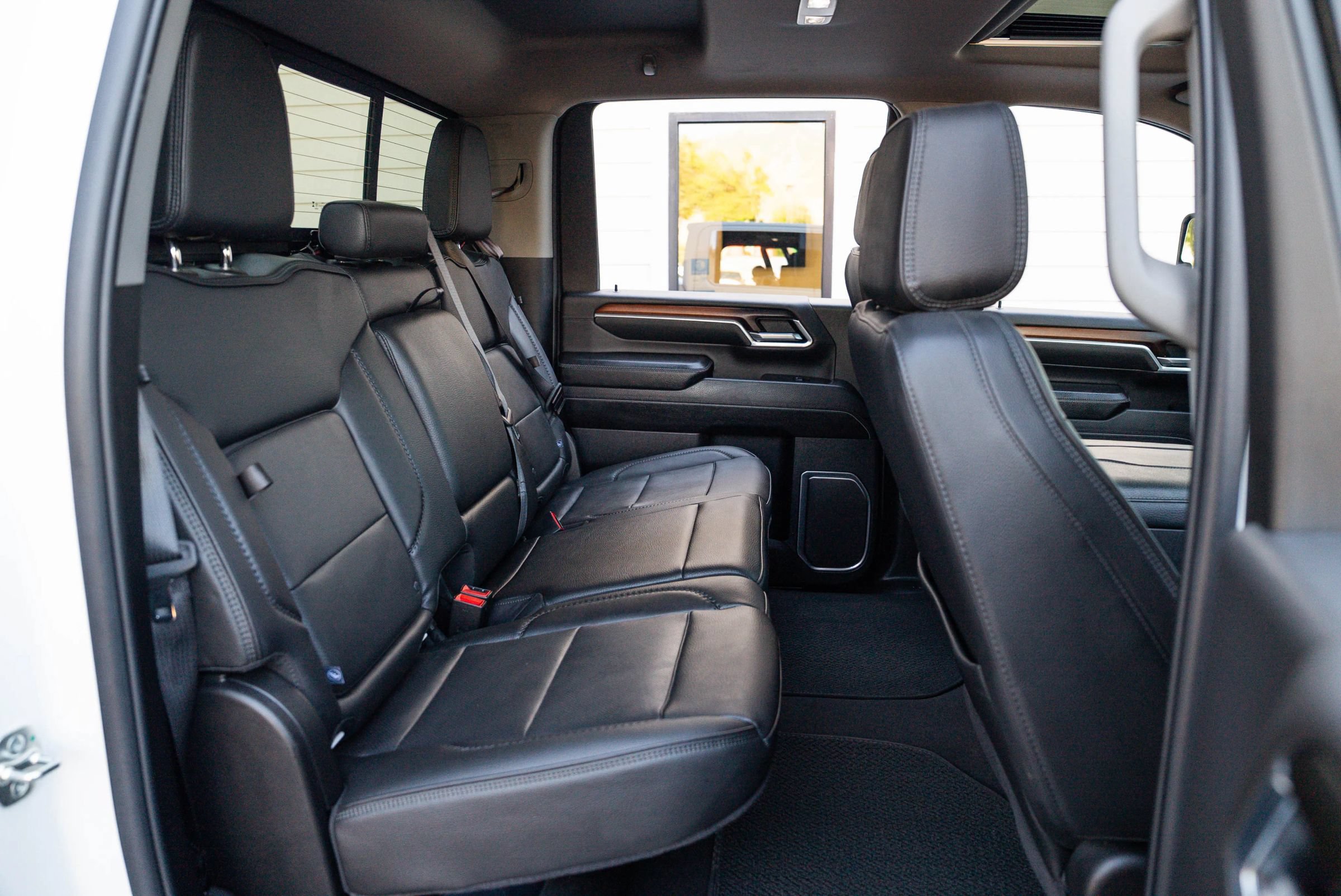 Used 2025 GMC Sierra 3500 Denali w/ Denali Reserve Package AWD/4WD image 19