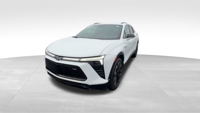 Certified 2024 Chevrolet Blazer EV RS AWD/4WD image 2