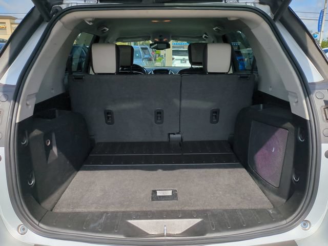 Used 2017 GMC Terrain SLT w/ Driver Alert Package I FWD image 14