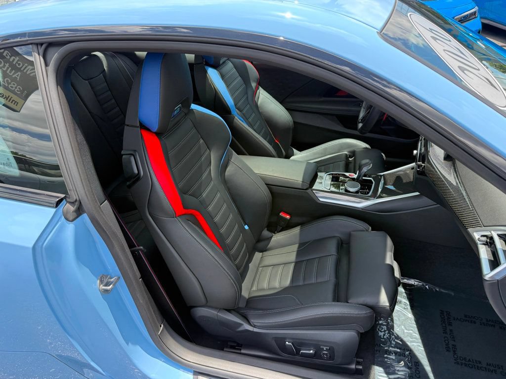 Used 2026 BMW M2 w/ Lighting Package RWD image 32