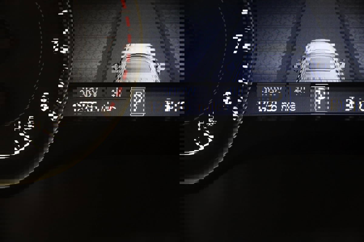 Used 2024 Nissan Armada Platinum w/ Captain's Chairs Package image 45