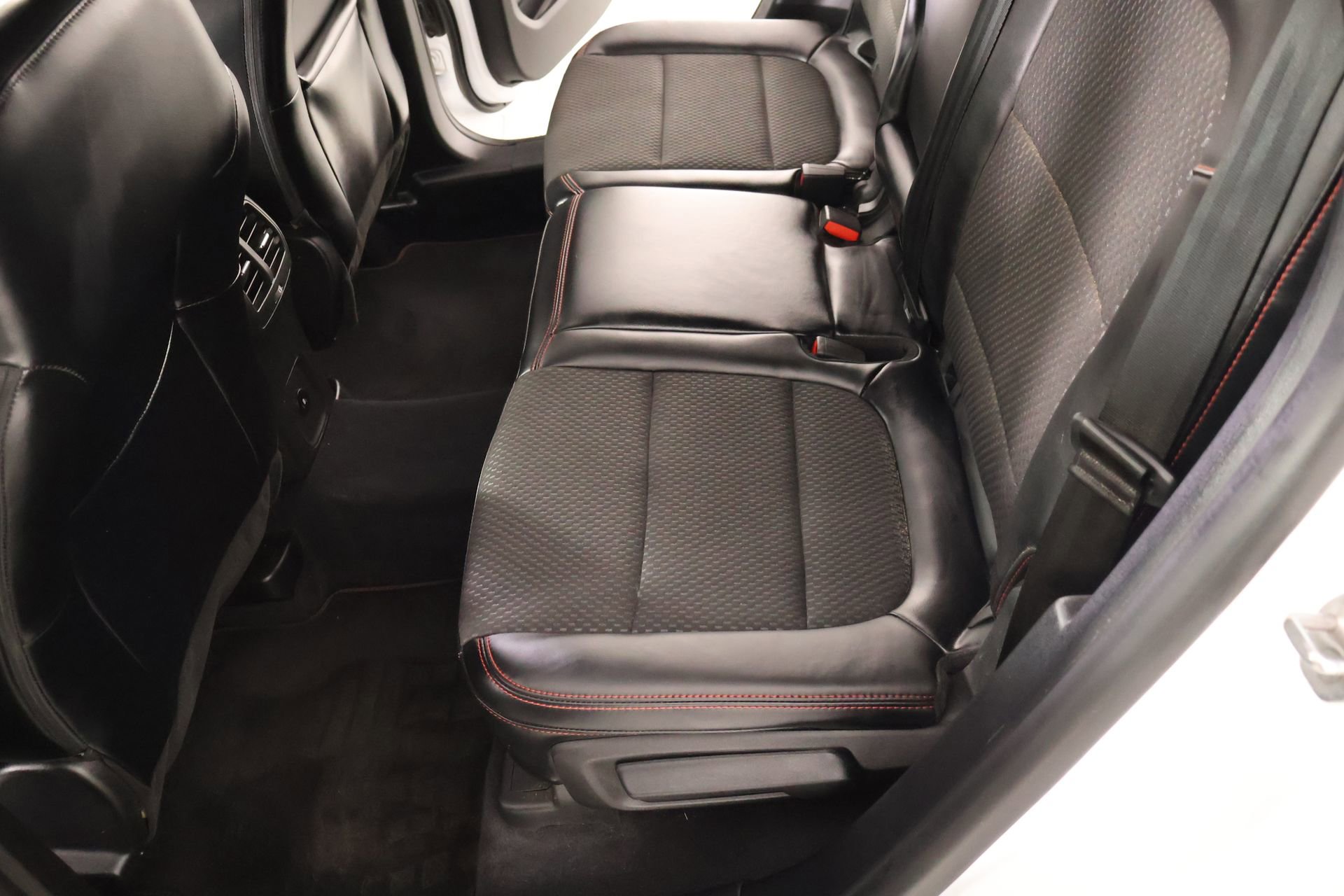 Used 2023 Ford Escape ST-Line w/ Tech Pack #1 FWD image 12