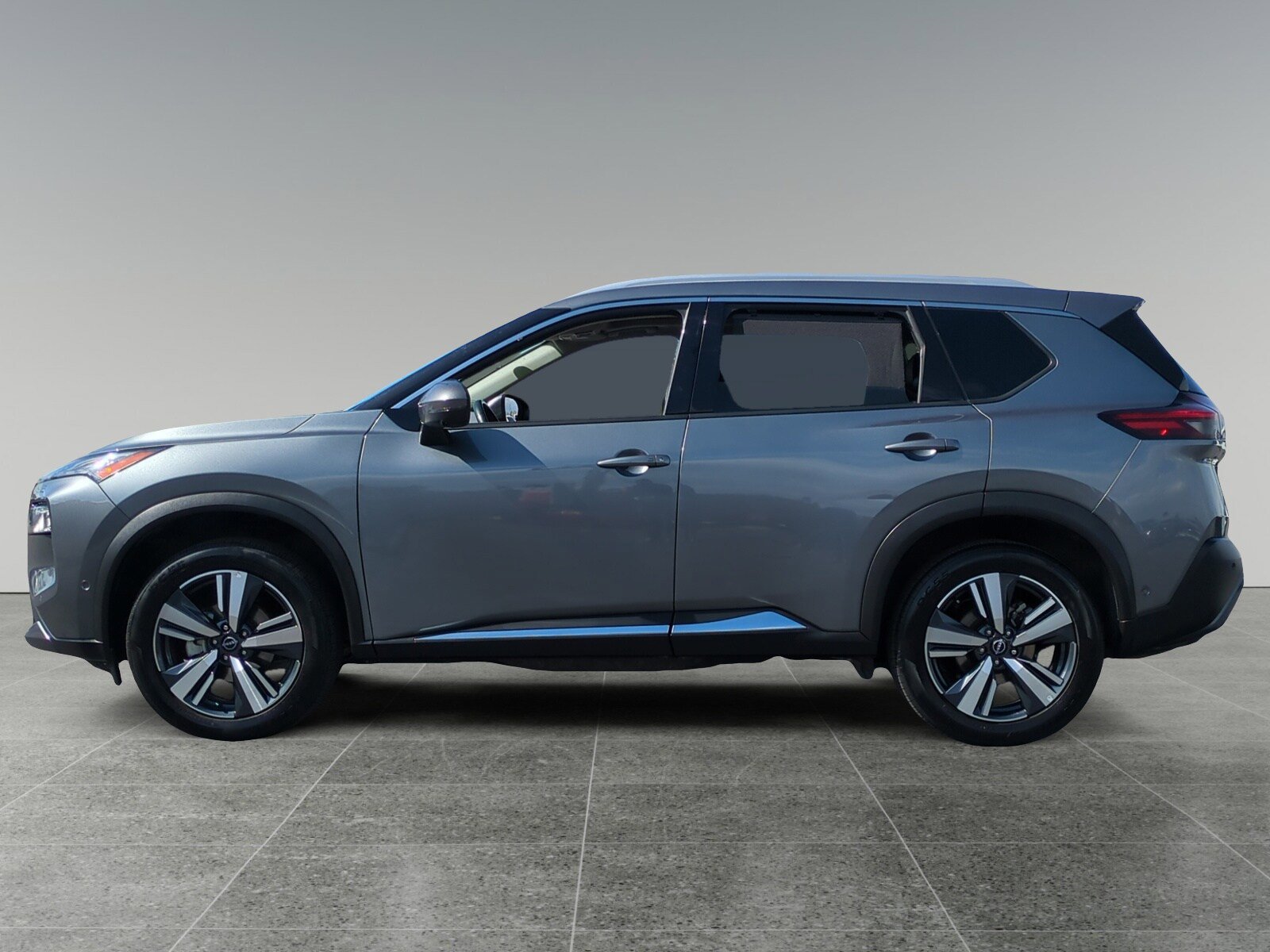 Used 2023 Nissan Rogue SL w/ SL Premium Package AWD/4WD image 2