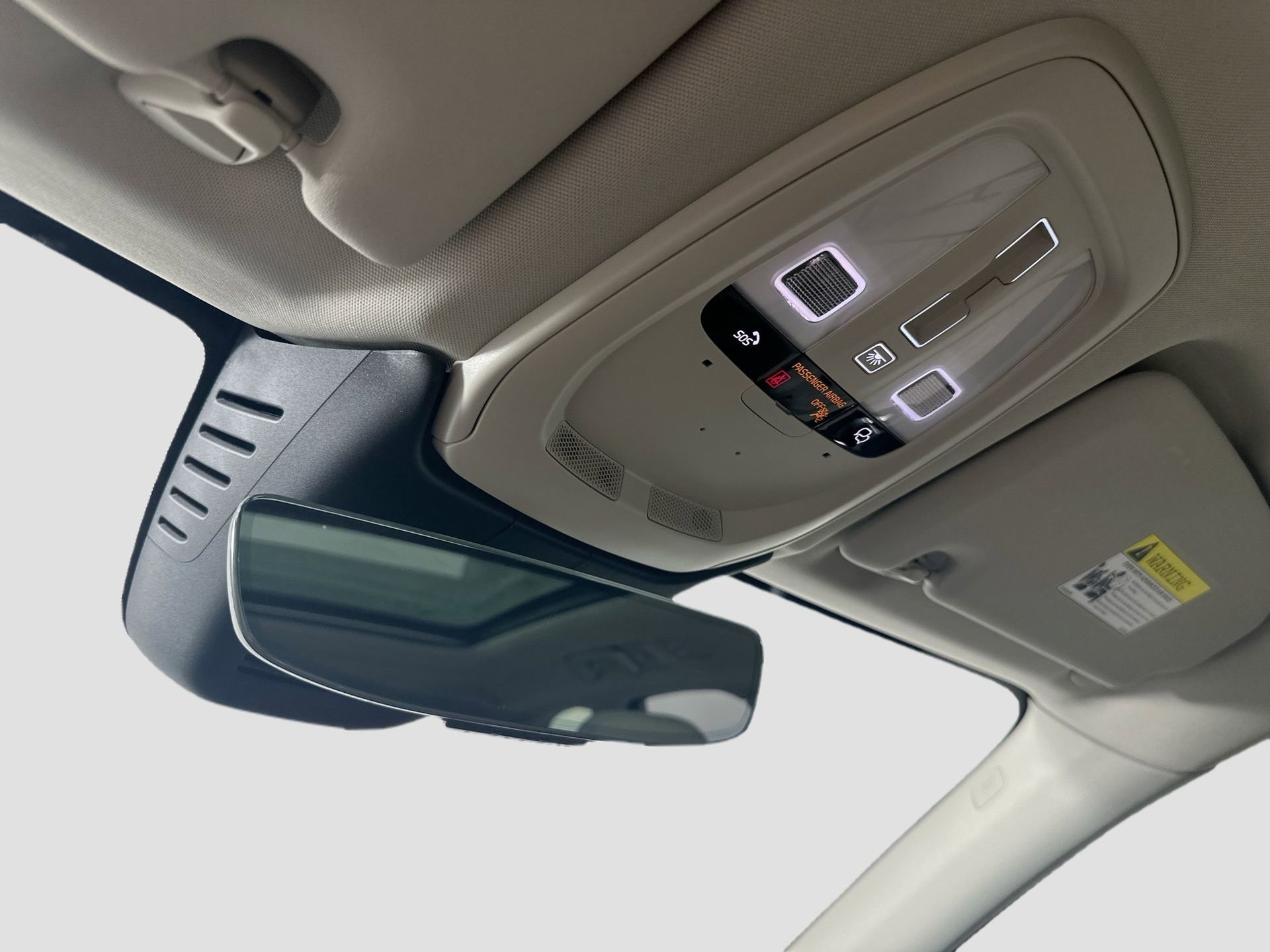 Used 2023 Volvo XC60 B5 Plus w/ Climate Package image 21