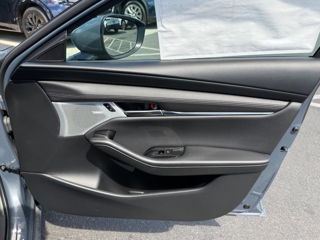 New 2026 MAZDA MAZDA3 2.5 S Hatchback w/ Premium Pkg FWD image 17