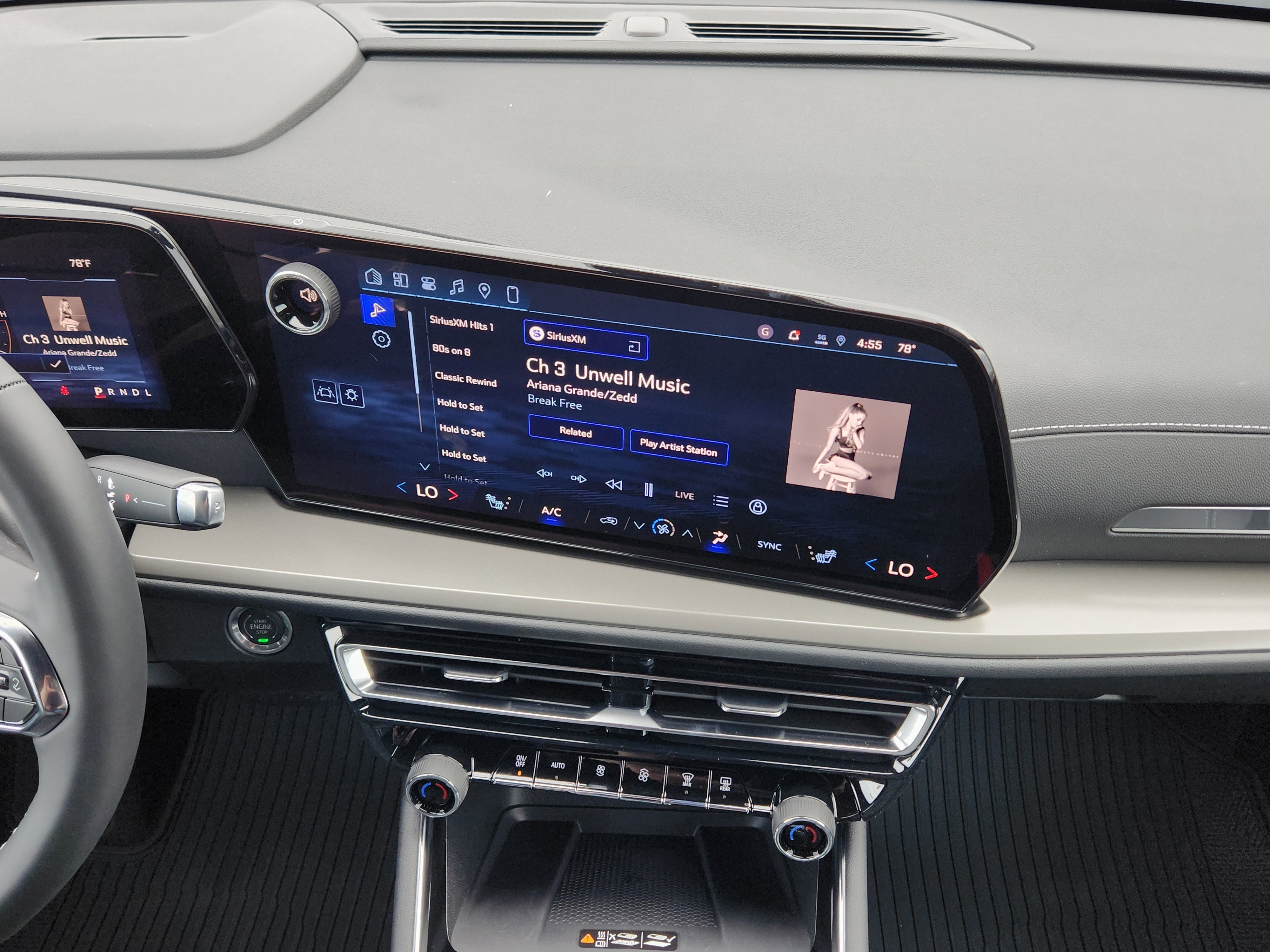 New 2026 Chevrolet Traverse LT w/ Driver Confidence Package image 13