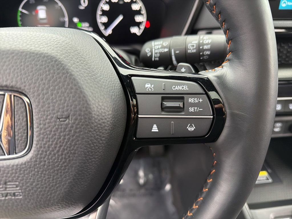 Used 2025 Honda CR-V Sport Touring image 12