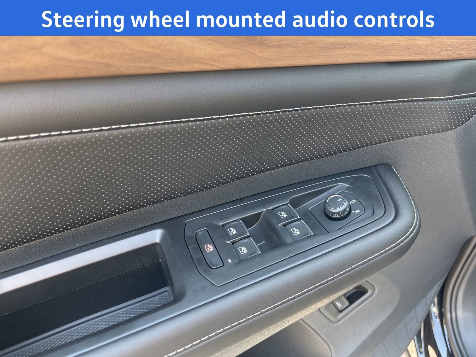 New 2026 Volkswagen Atlas SE image 8