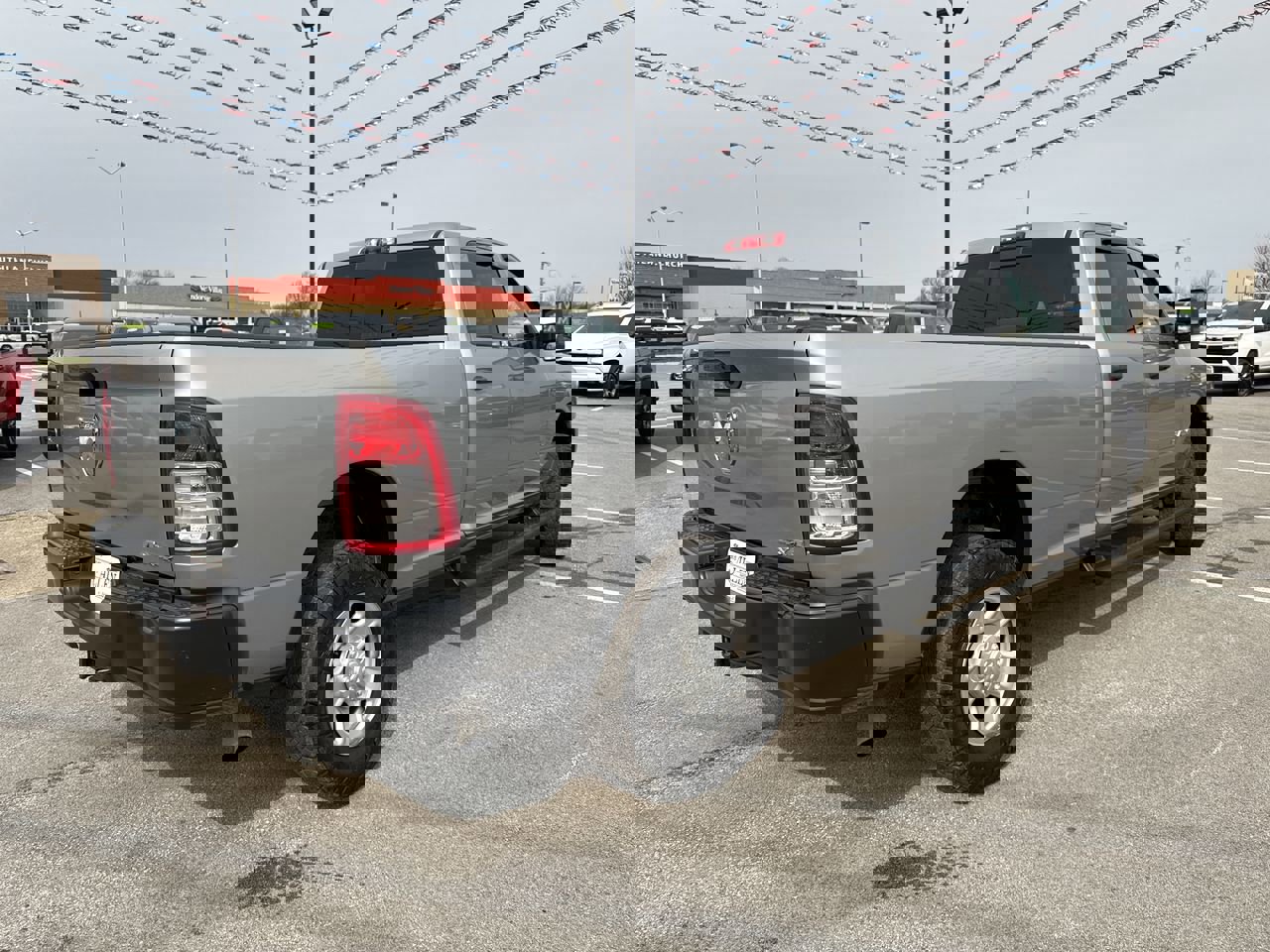 Used 2022 RAM 3500 Tradesman image 13