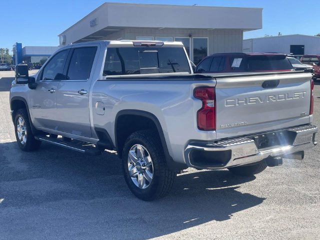 Used 2022 Chevrolet Silverado 2500 LTZ w/ LTZ Plus Package AWD/4WD image 6