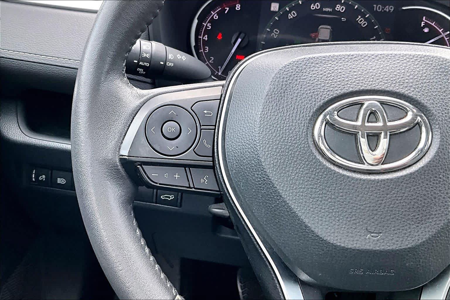 Used 2023 Toyota RAV4 XLE Premium FWD image 24