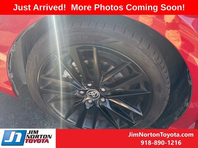 Used 2022 Toyota Camry XSE image 12