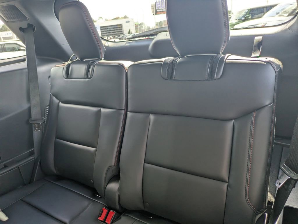 New 2026 Ford Explorer ST-Line w/ ST-Line Street Pack RWD image 17