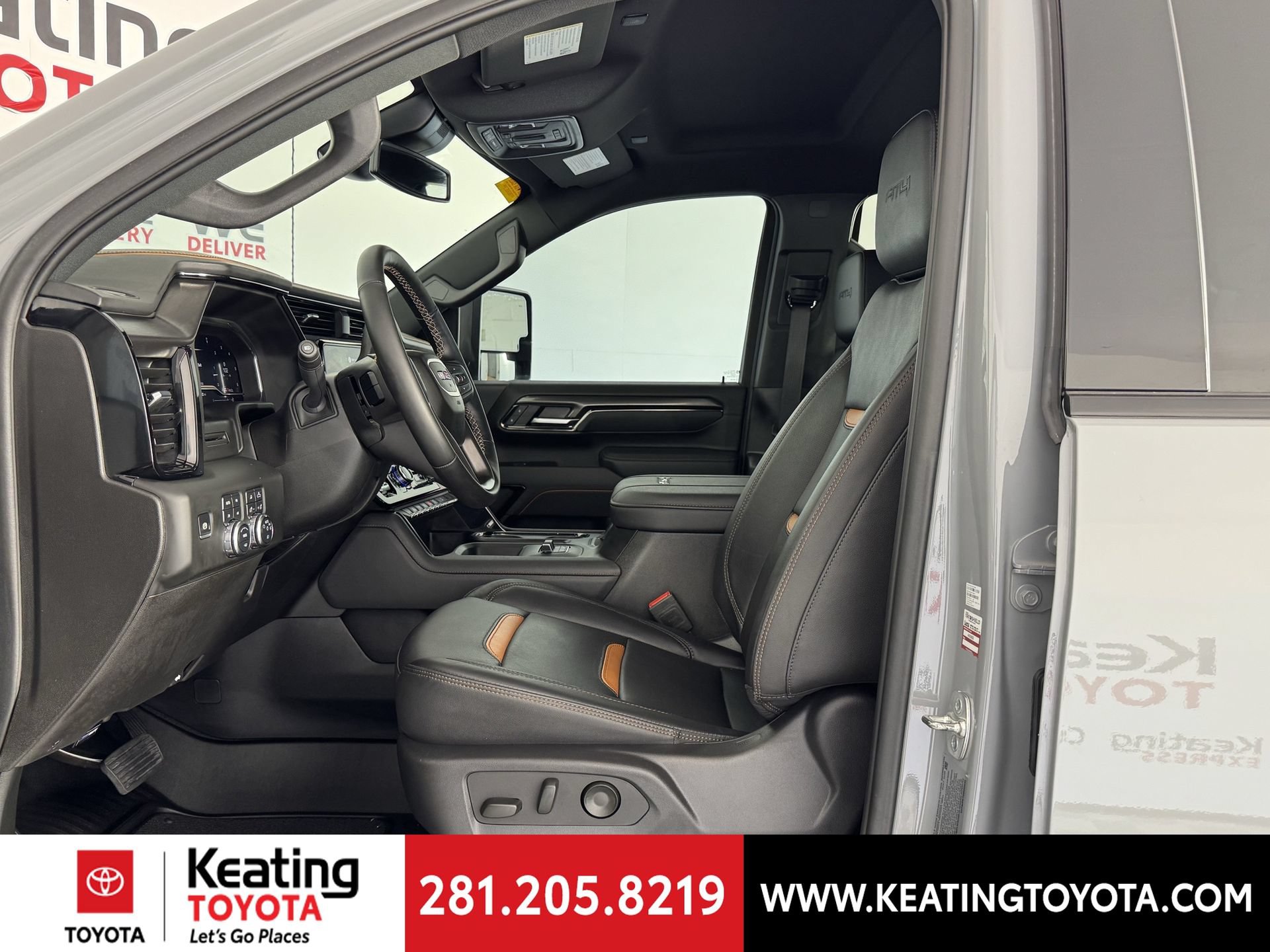 Used 2025 GMC Sierra 2500 AT4 w/ AT4 Preferred Package AWD/4WD image 14