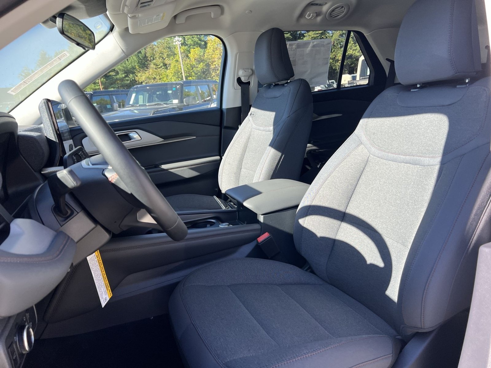 New 2026 Ford Explorer Active AWD/4WD image 13