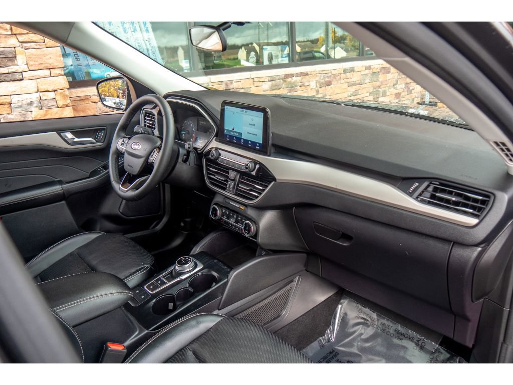 Used 2022 Ford Escape SEL image 13