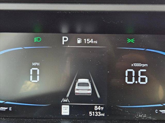 Used 2025 Hyundai Elantra Sport FWD image 10