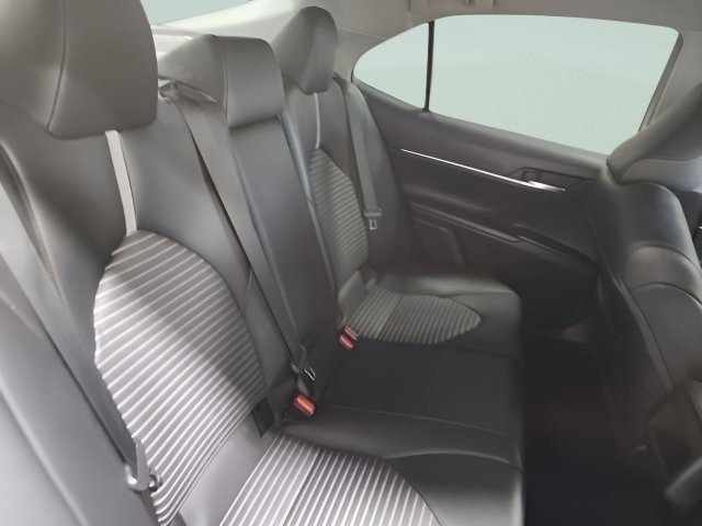 Used 2023 Toyota Camry SE FWD image 15