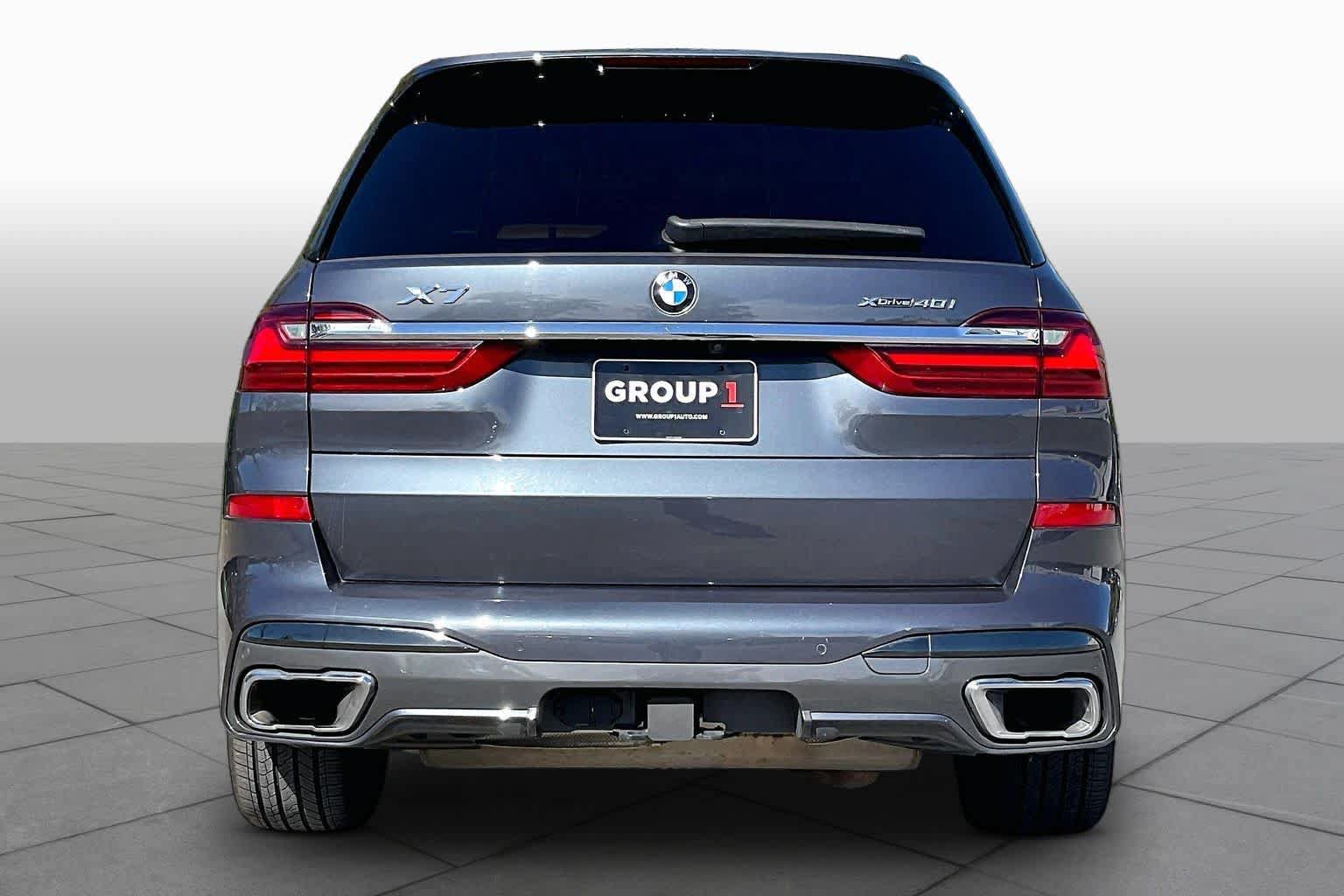 Used 2021 BMW X7 xDrive40i w/ M Sport Package AWD/4WD image 4
