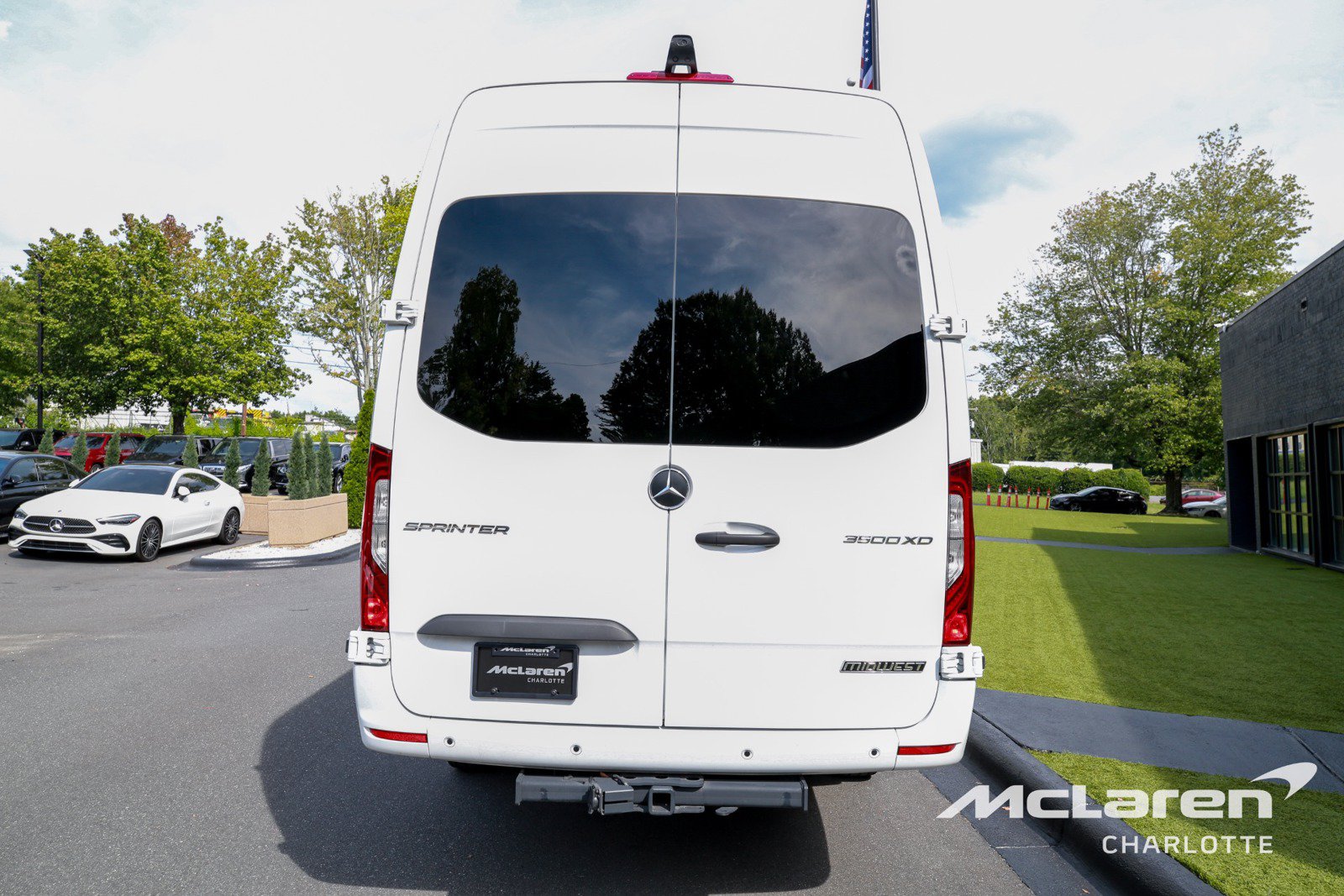 Used 2023 Mercedes-Benz Sprinter 3500 image 7
