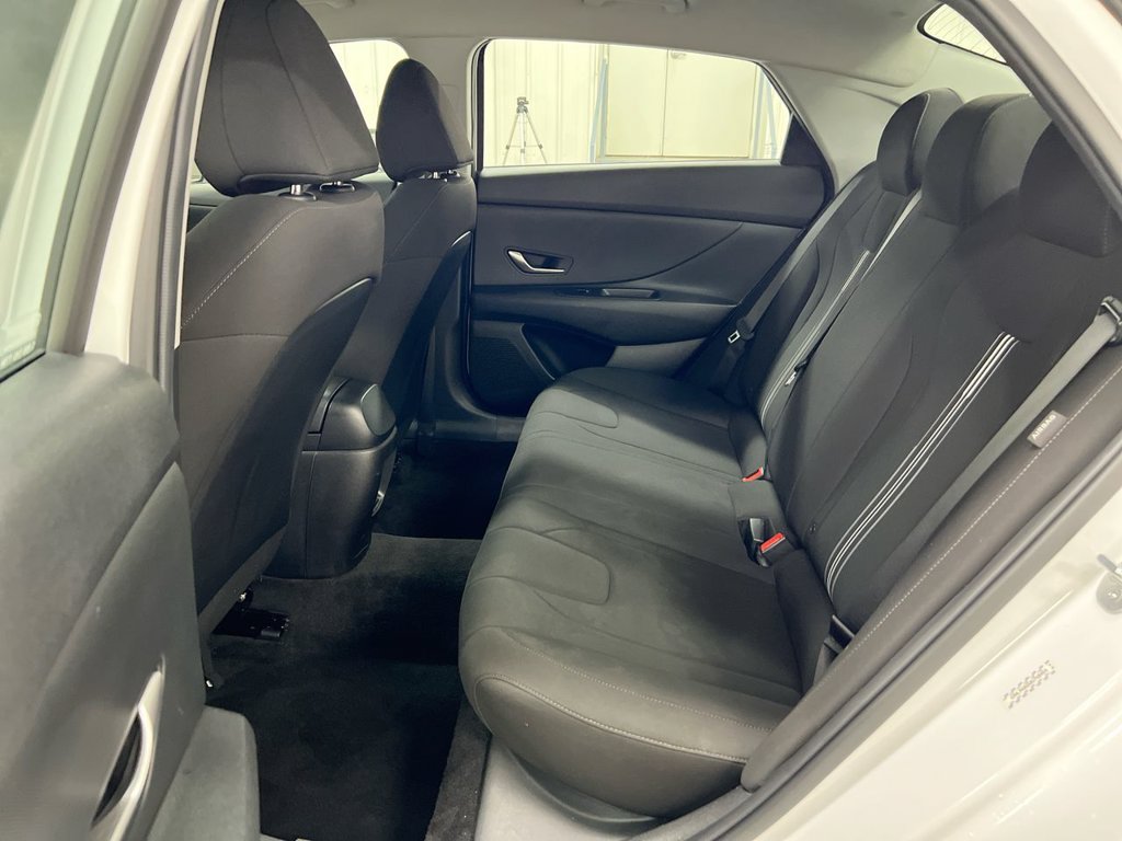 Used 2024 Hyundai Elantra SEL FWD image 23