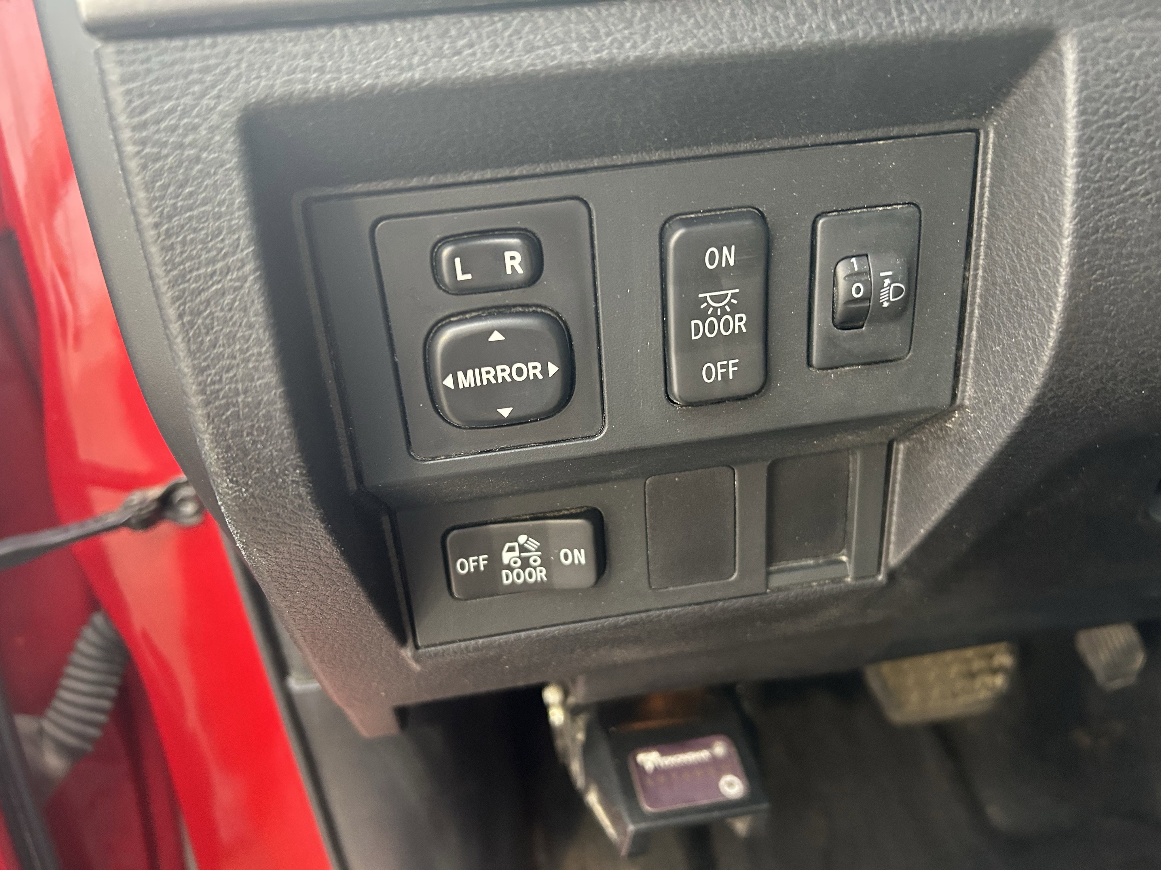 Used 2014 Toyota Tundra SR5 w/ TRD Off Road Package AWD/4WD image 12
