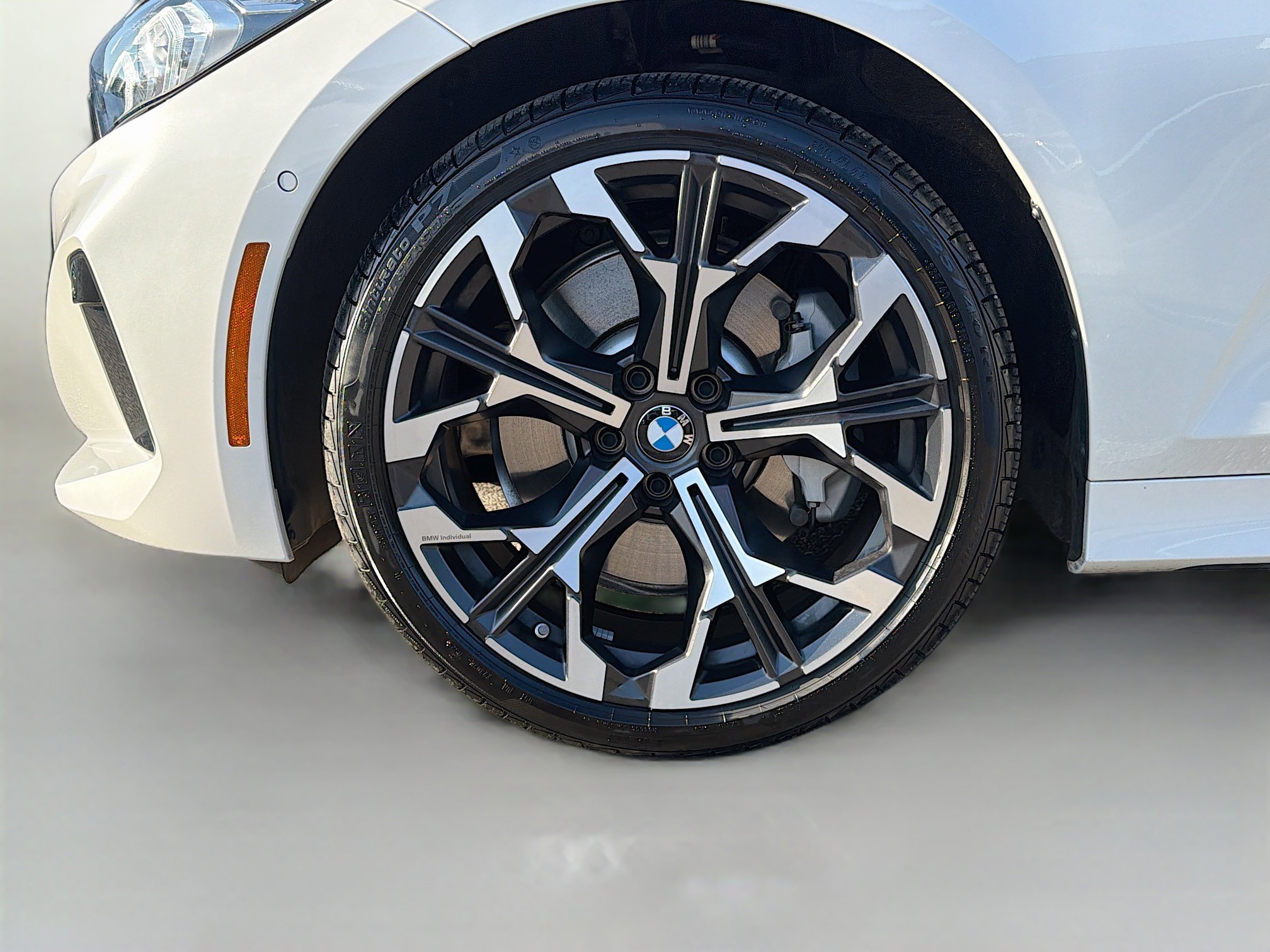 Used 2025 BMW 330i Sedan image 42