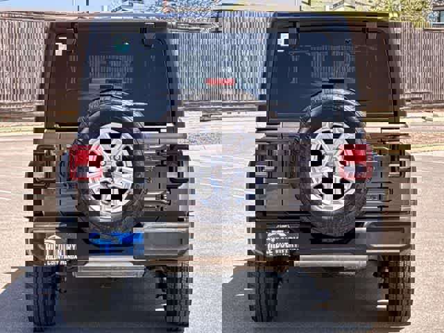 Used 2022 Jeep Wrangler Unlimited Sport image 5