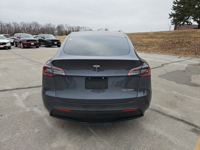 Used 2021 Tesla Model Y Long Range image 5