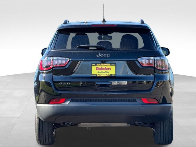 New 2026 Jeep Compass Latitude image 7
