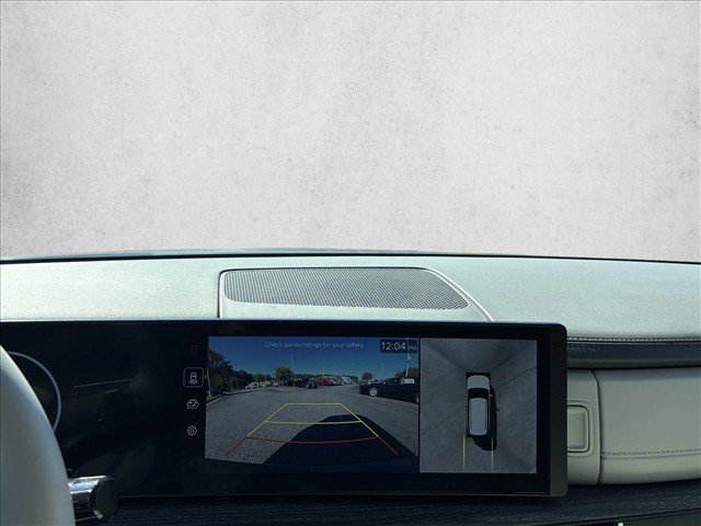 Used 2025 Hyundai Santa Fe Limited FWD image 15