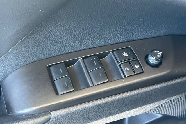 Used 2023 Toyota Camry LE FWD image 12