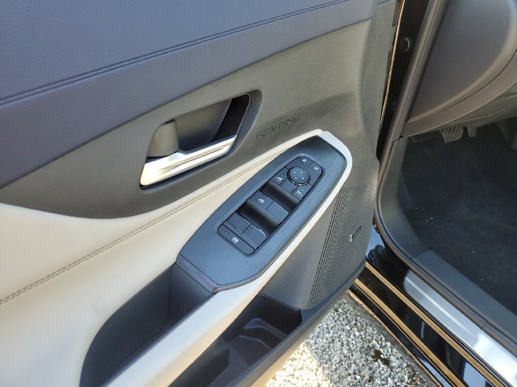 New 2026 Nissan Sentra SL w/ Floor Mat Package FWD image 15