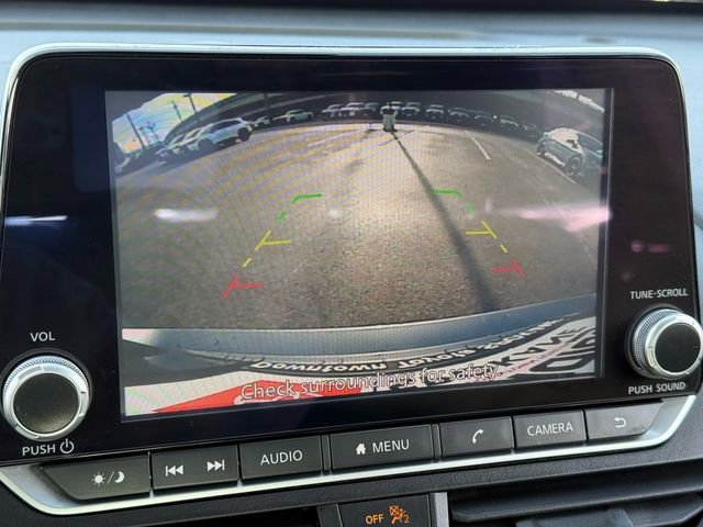 Used 2024 Nissan Altima 2.5 SV image 15