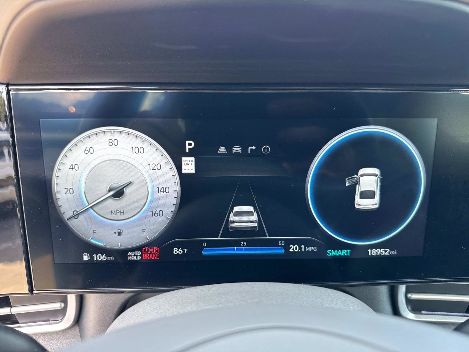 Used 2025 Hyundai Elantra SEL FWD image 29