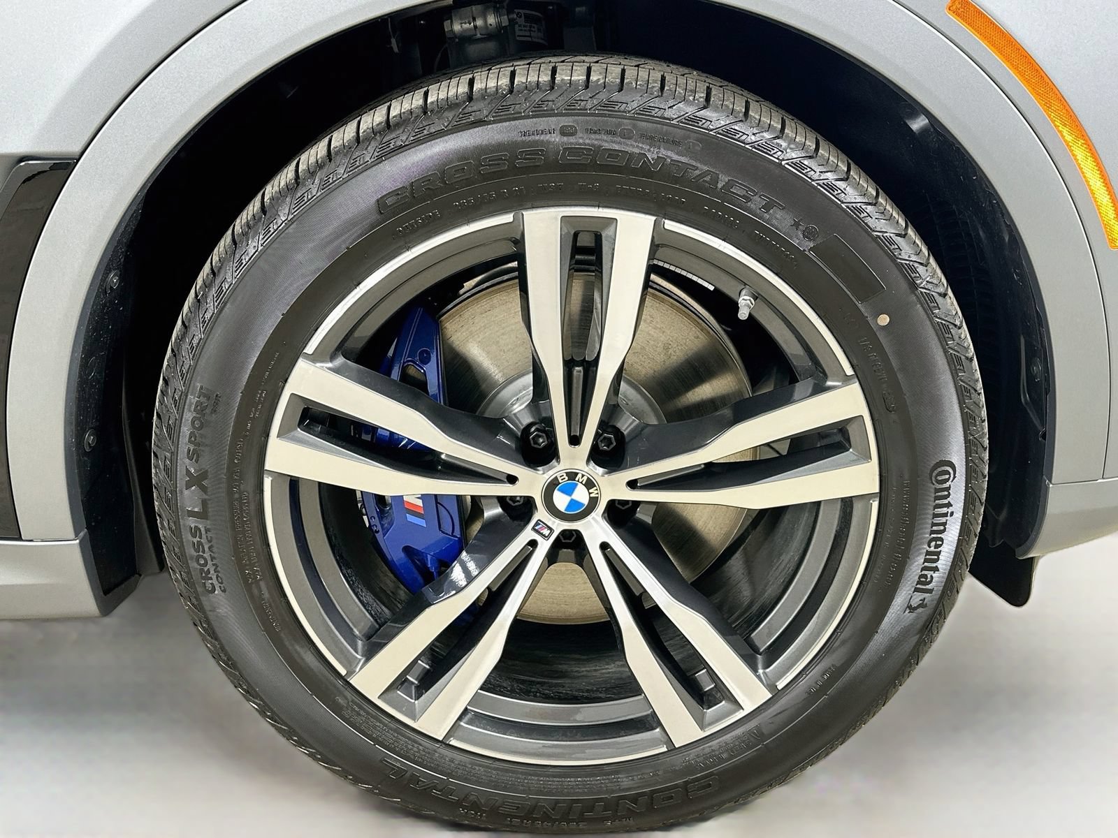 New 2027 BMW X7 xDrive40i w/ Executive Package AWD/4WD image 10