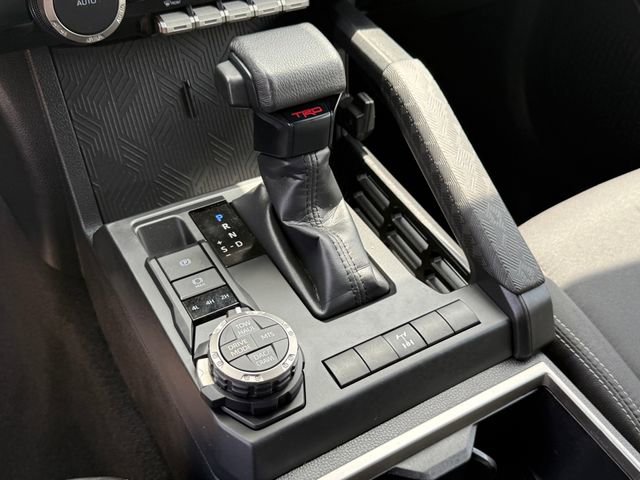 Used 2025 Toyota Tacoma TRD Off-Road AWD/4WD image 20