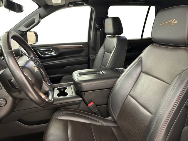 Used 2023 Chevrolet Tahoe High Country AWD/4WD image 12
