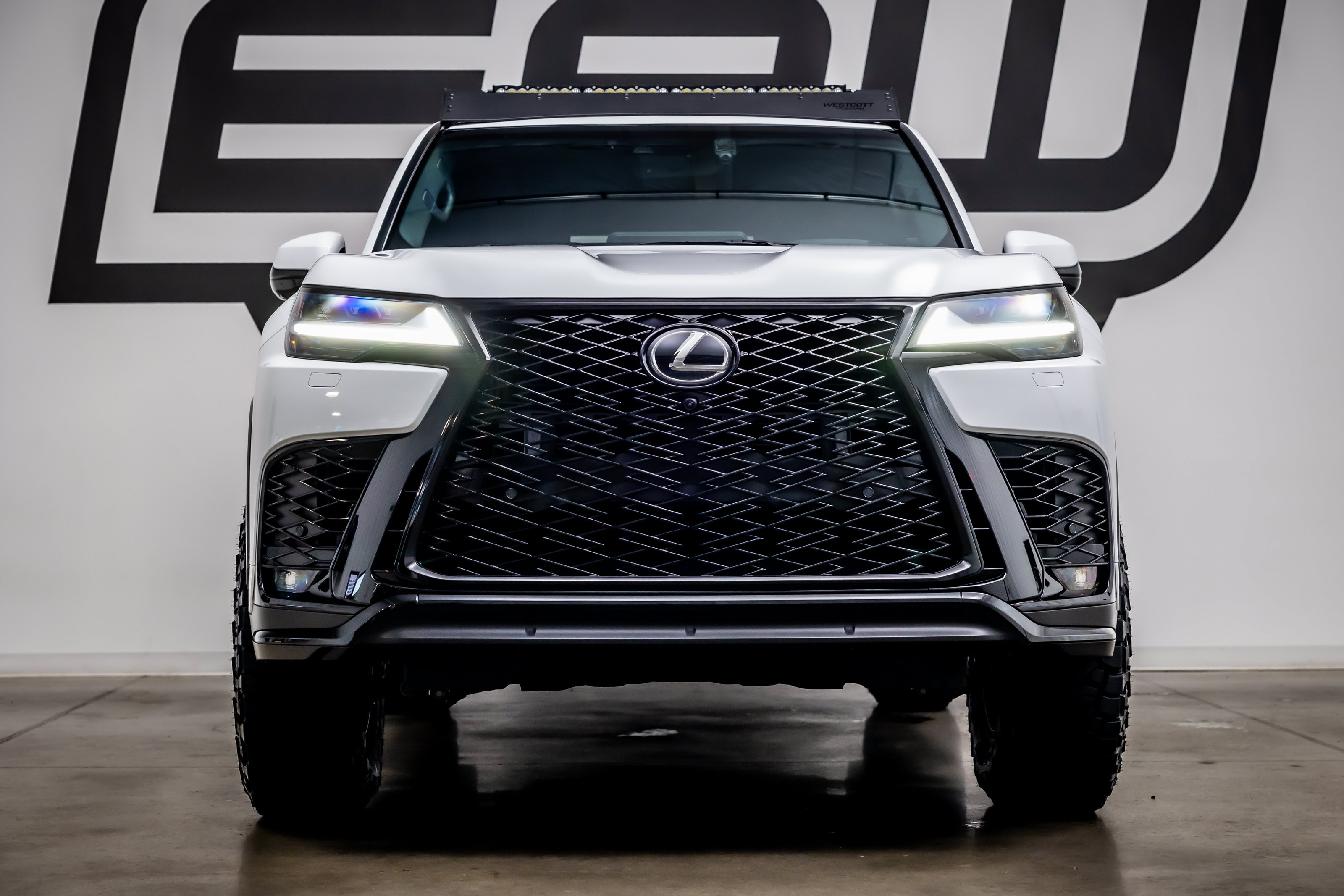 Used 2024 Lexus LX 600 F Sport AWD/4WD image 5