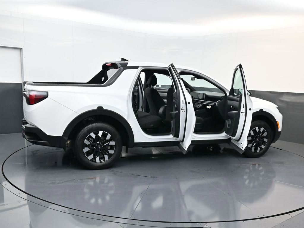 Certified 2025 Hyundai Santa Cruz SE image 28