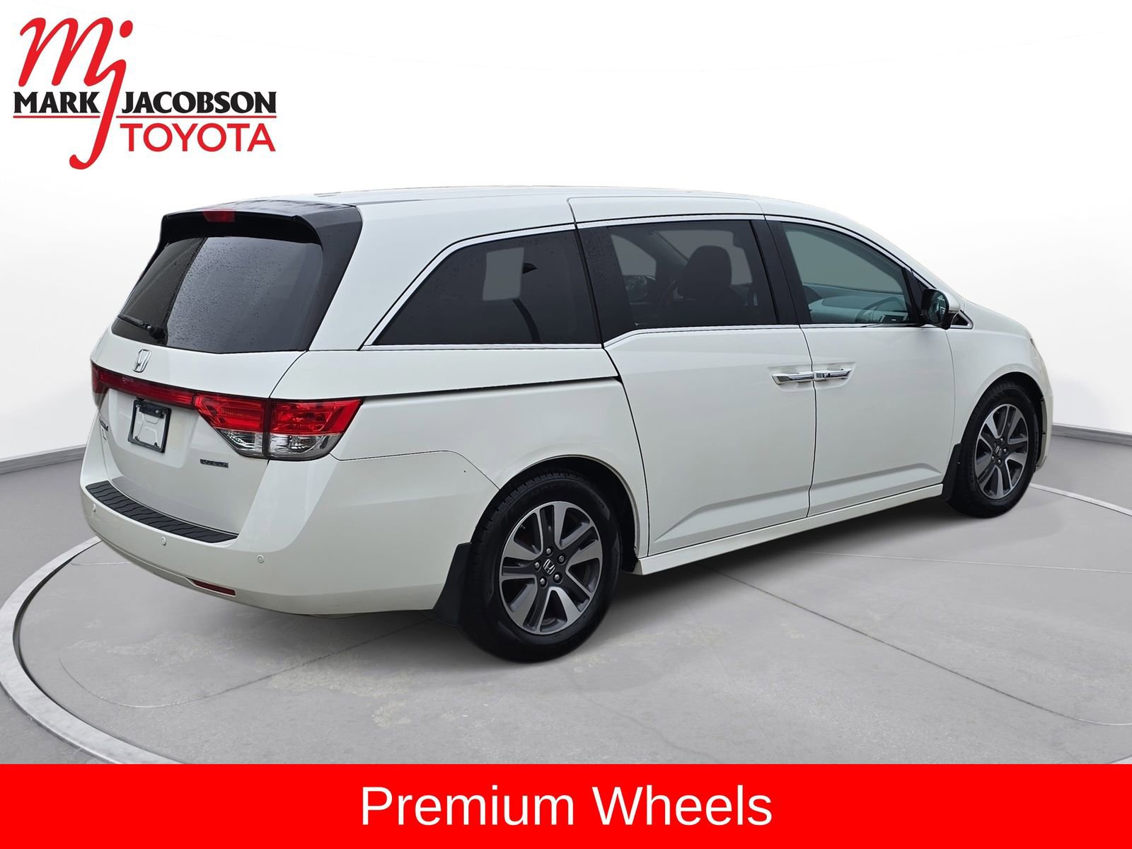 Used 2016 Honda Odyssey Touring image 9
