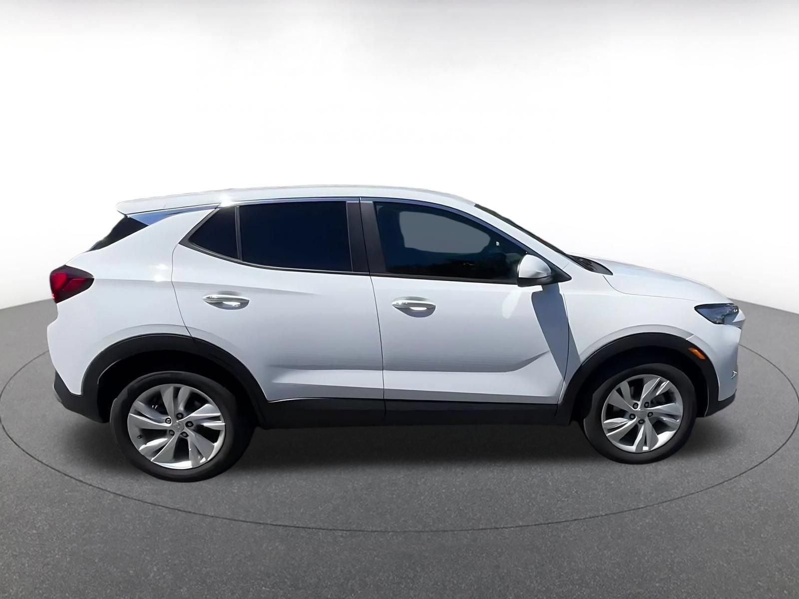 Used 2025 Buick Encore GX Preferred FWD image 16