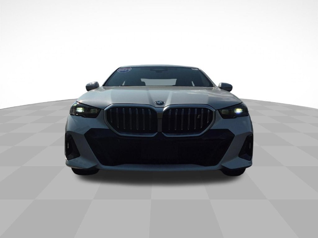 Used 2024 BMW i5 eDrive40i w/ M Sport Package RWD image 8