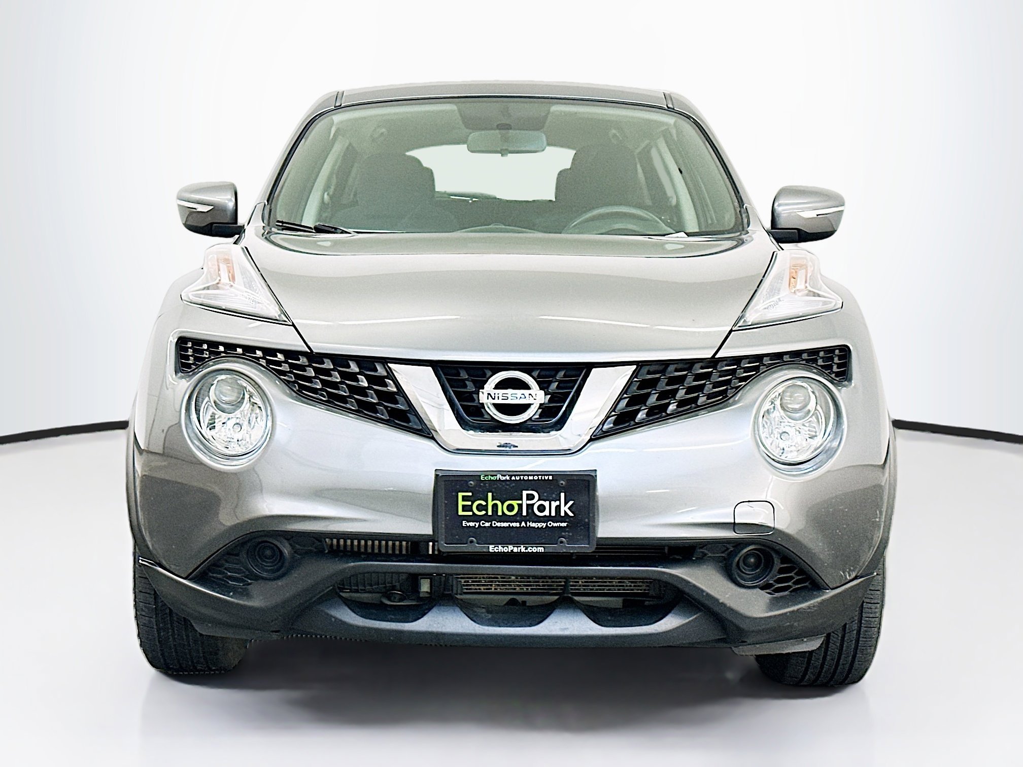 Used 2015 Nissan Juke S image 2