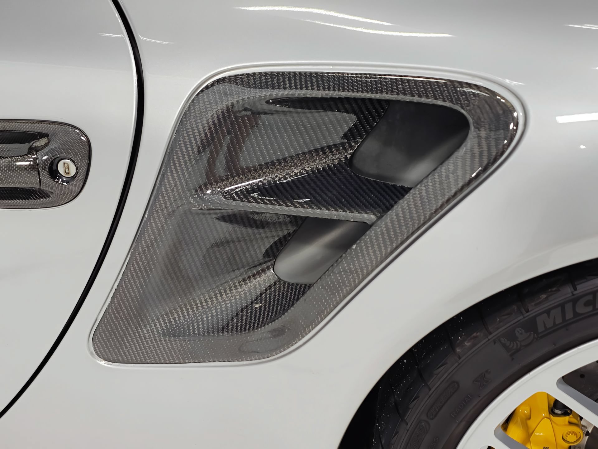 Used 2011 Porsche 911 Turbo S AWD/4WD image 17