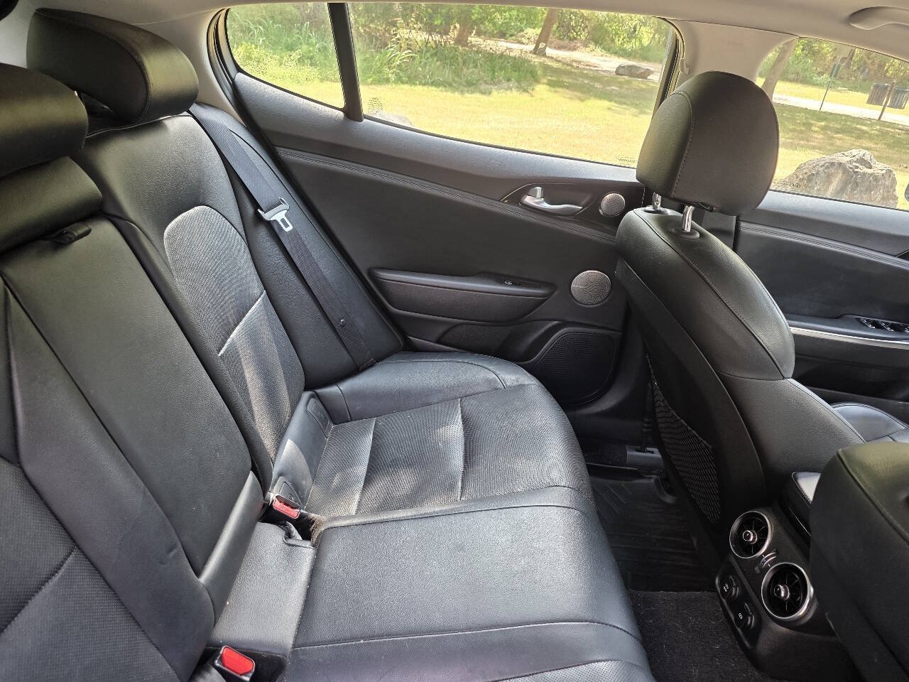 Used 2019 Kia Stinger Premium AWD/4WD image 25