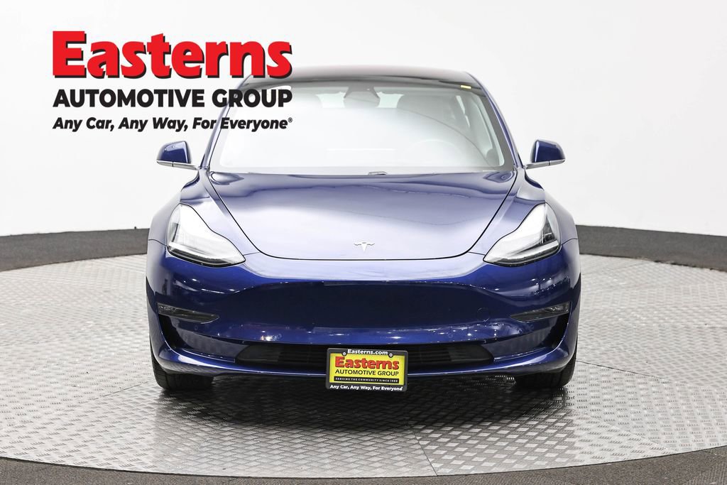 Used 2018 Tesla Model 3 Mid Range image 2