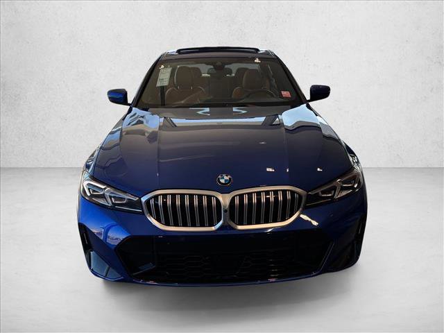 Used 2026 BMW 330i xDrive Sedan w/ M Sport Package AWD/4WD image 4