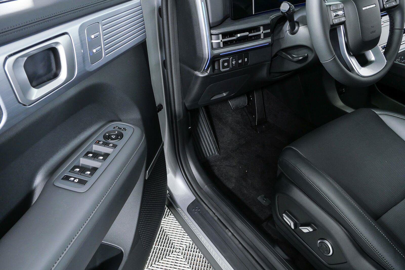 New 2026 Hyundai Santa Fe Limited AWD/4WD image 8